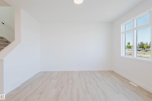 2118 Crossbill Lane, Edmonton, AB - Indoor Photo Showing Other Room