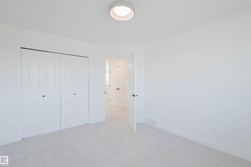 2118 Crossbill Lane, Edmonton, AB - Indoor