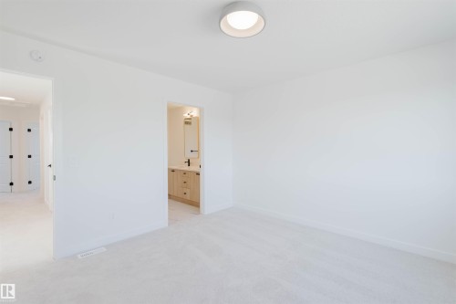 2118 Crossbill Lane, Edmonton, AB - Indoor Photo Showing Other Room