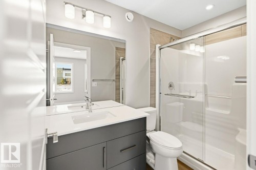 315 Edgemont Drive, Edmonton, AB - Indoor Photo Showing Bathroom
