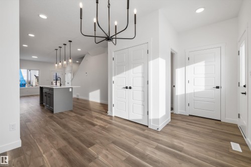 18847 29 Avenue, Edmonton, AB - Indoor