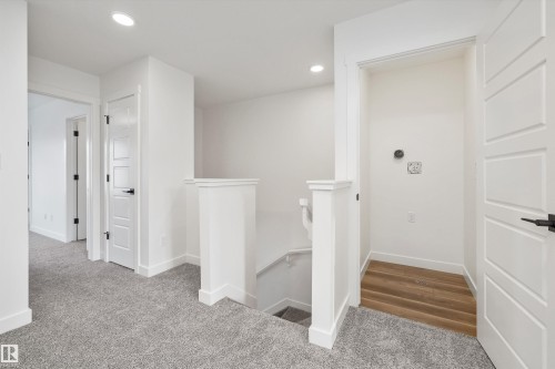 18847 29 Avenue, Edmonton, AB - Indoor Photo Showing Other Room