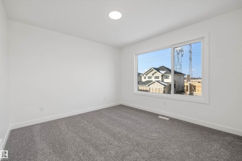 18847 29 Avenue, Edmonton, AB - Indoor Photo Showing Other Room