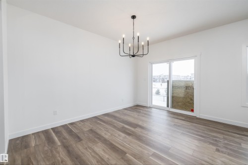 656 Kinglet Boulevard, Edmonton, AB - Indoor Photo Showing Other Room