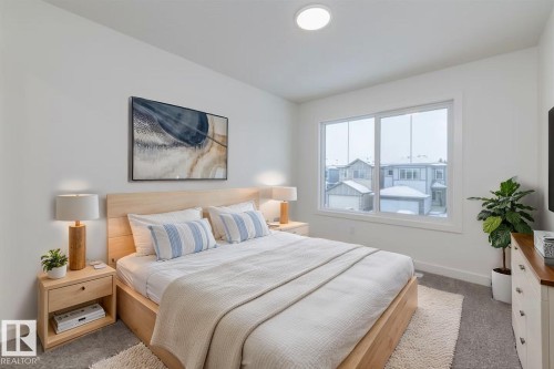 656 Kinglet Boulevard, Edmonton, AB - Indoor Photo Showing Bedroom