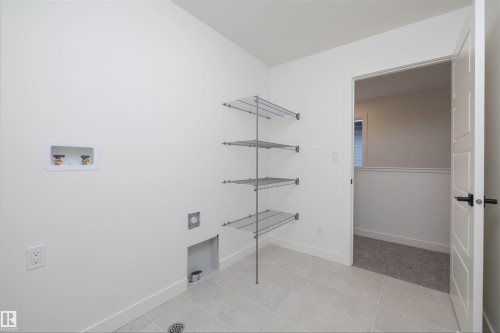 656 Kinglet Boulevard, Edmonton, AB - Indoor With Storage