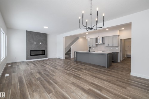 656 Kinglet Boulevard, Edmonton, AB - Indoor With Fireplace