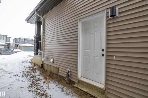 656 Kinglet Boulevard, Edmonton, AB - Outdoor With Exterior