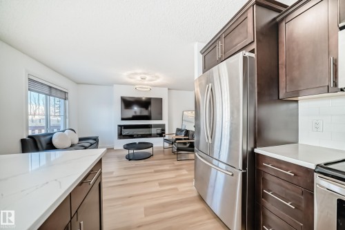 5308 165 Avenue, Edmonton, AB - Indoor Photo Showing Kitchen