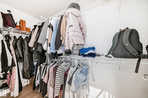 5308 165 Avenue, Edmonton, AB - Indoor With Storage