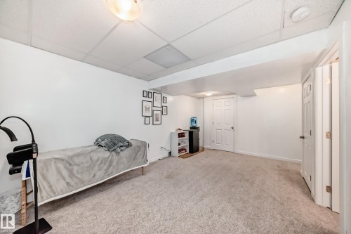 5308 165 Avenue, Edmonton, AB - Indoor