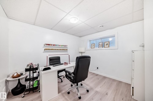 5308 165 Avenue, Edmonton, AB - Indoor Photo Showing Office