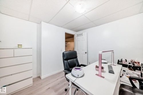 5308 165 Avenue, Edmonton, AB - Indoor Photo Showing Office
