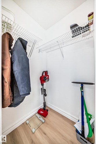 5308 165 Avenue, Edmonton, AB - Indoor With Storage