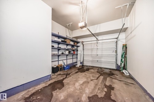 5308 165 Avenue, Edmonton, AB - Indoor Photo Showing Garage