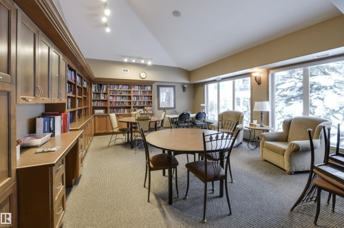 208 8912 156 Street, Edmonton, AB - Indoor