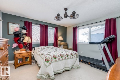 4716 57 Avenue, Tofield, AB - Indoor Photo Showing Bedroom