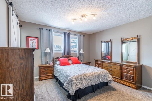 146 Maple Crescent, Wetaskiwin, AB - Indoor Photo Showing Bedroom