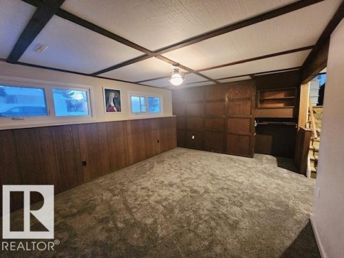 146 Maple Crescent, Wetaskiwin, AB - Indoor