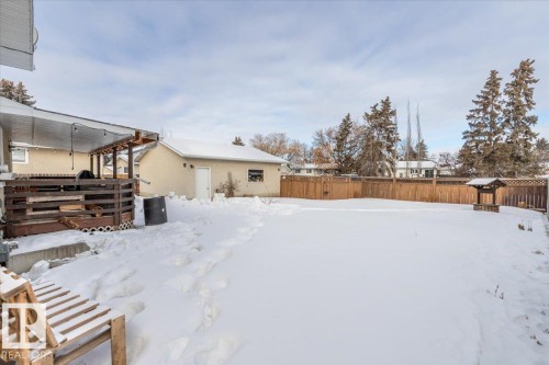 146 Maple Crescent, Wetaskiwin, AB - Outdoor