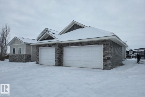 2003 Genesis Lane, Stony Plain, AB - Outdoor