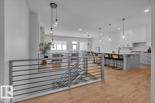 2003 Genesis Lane, Stony Plain, AB - Indoor Photo Showing Kitchen With Upgraded Kitchen