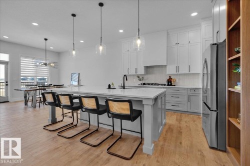 2003 Genesis Lane, Stony Plain, AB - Indoor Photo Showing Kitchen With Upgraded Kitchen