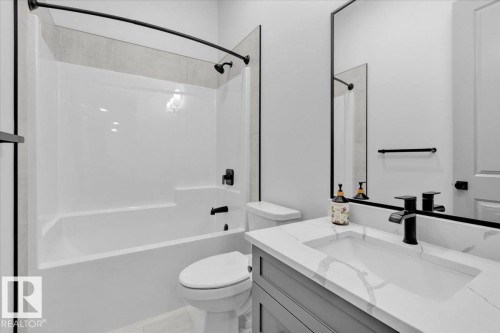 2003 Genesis Lane, Stony Plain, AB - Indoor Photo Showing Bathroom
