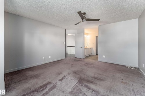 174 Oeming Road, Edmonton, AB - Indoor Photo Showing Other Room