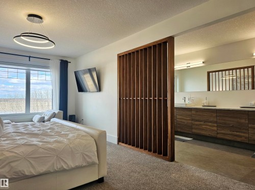 1265 Peregrine Terrace, Edmonton, AB - Indoor Photo Showing Bedroom