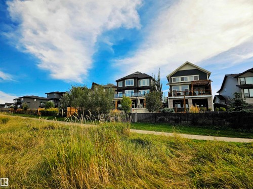 1265 Peregrine Terrace, Edmonton, AB - Outdoor