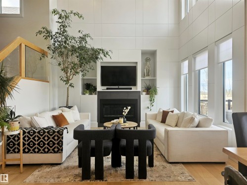 1265 Peregrine Terrace, Edmonton, AB - Indoor With Fireplace