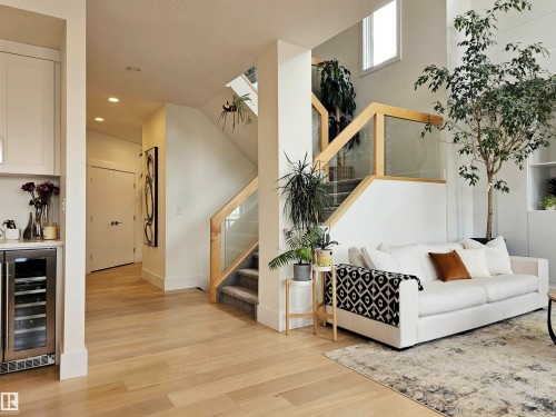 1265 Peregrine Terrace, Edmonton, AB - Indoor