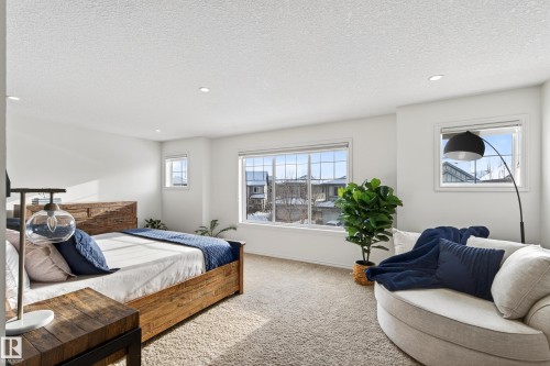 20016 130 Avenue, Edmonton, AB - Indoor Photo Showing Bedroom