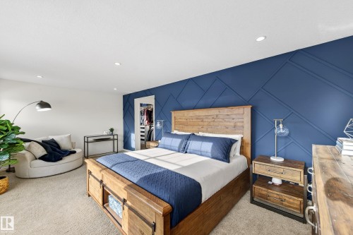 20016 130 Avenue, Edmonton, AB - Indoor Photo Showing Bedroom