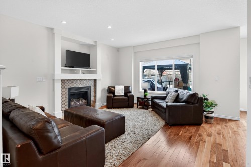 20016 130 Avenue, Edmonton, AB - Indoor Photo Showing Living Room With Fireplace