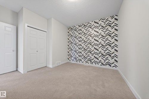 17 1720 Garnett Point(E), Edmonton, AB - Indoor