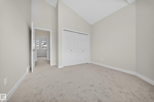 17 1720 Garnett Point(E), Edmonton, AB - Indoor Photo Showing Other Room