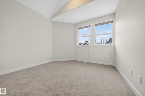 17 1720 Garnett Point(E), Edmonton, AB - Indoor Photo Showing Other Room