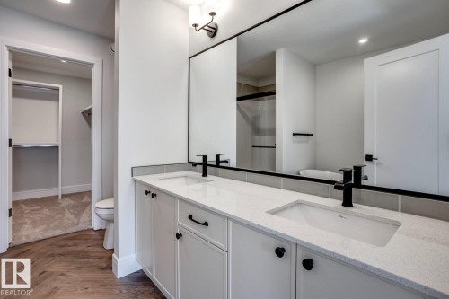 54 Ficus Way, Fort Saskatchewan, AB - Indoor Photo Showing Bathroom