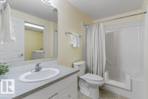 313 11260 153 Avenue, Edmonton, AB - Indoor Photo Showing Bathroom