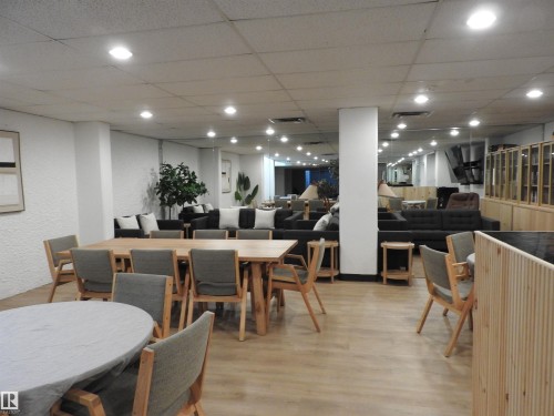 105 10160 115 Street, Edmonton, AB - Indoor Photo Showing Dining Room