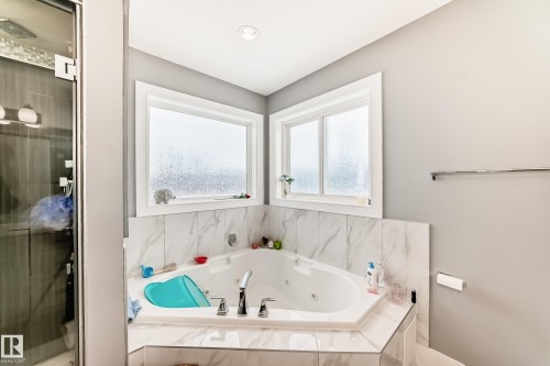 6113 60 Street, Beaumont, AB - Indoor Photo Showing Bathroom