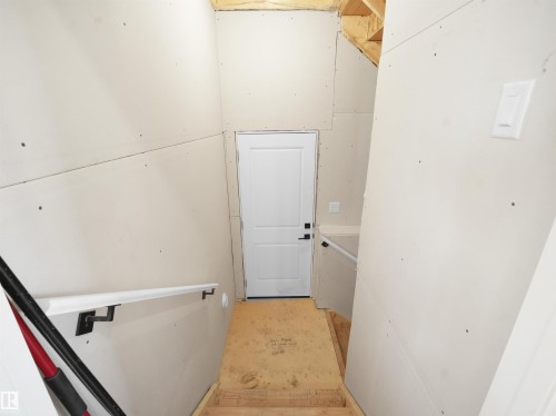 334 Roberts Wynd, Leduc, AB - Indoor