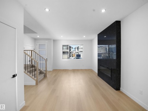 334 Roberts Wynd, Leduc, AB - Indoor