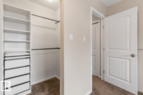 5346 38A Avenue, Edmonton, AB - Indoor Photo Showing Other Room