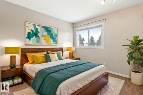 5346 38A Avenue, Edmonton, AB - Indoor Photo Showing Bedroom
