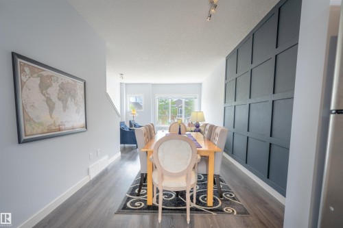 1085 Gault Boulevard, Edmonton, AB - Indoor