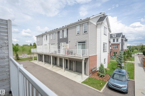 1085 Gault Boulevard, Edmonton, AB - Outdoor