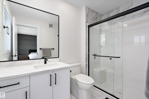 40 Chambery Crescent, St. Albert, AB - Indoor Photo Showing Bathroom